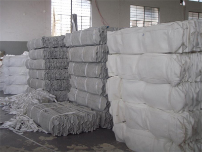 梧州市于先生您定購的ф130×2500除塵布袋及配套袋籠已發(fā)貨! 梧州市于先生您定購的ф130×2500除塵布袋及配套袋籠已發(fā)貨!